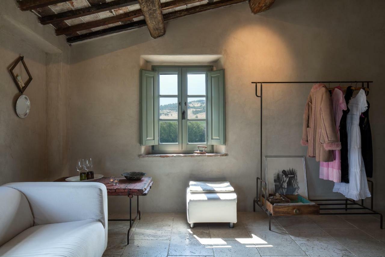 Follonico 4-Suite B&B トッリータ・ディ・シエーナ エクステリア 写真